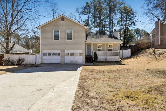 570 Wayside Drive, Lawrenceville, GA 30046