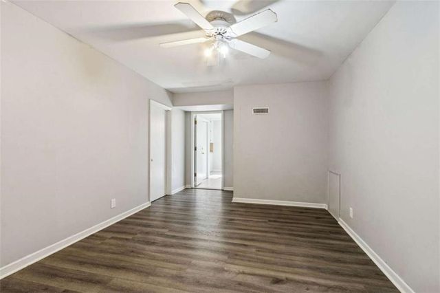 570 Wayside Drive, Lawrenceville, GA 30046