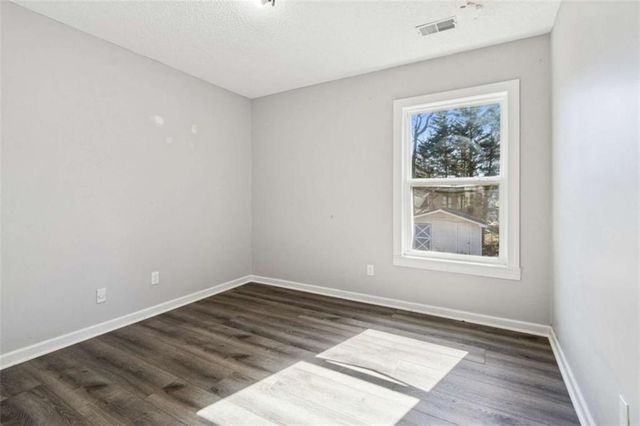 570 Wayside Drive, Lawrenceville, GA 30046