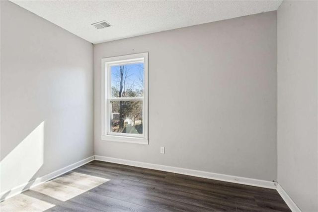 570 Wayside Drive, Lawrenceville, GA 30046