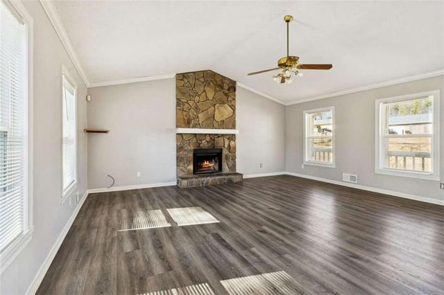 570 Wayside Drive, Lawrenceville, GA 30046