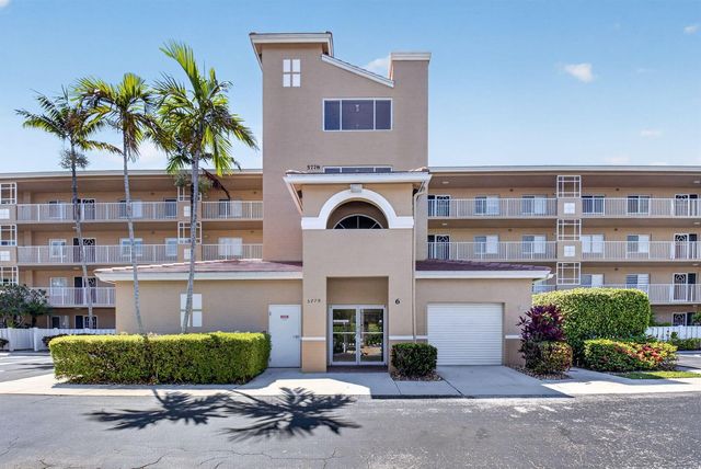 5778 Crystal Shores Drive 202, Boynton Beach, FL 33437