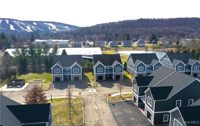 27 Glen Burn Trail, Ellicottville, NY 14731