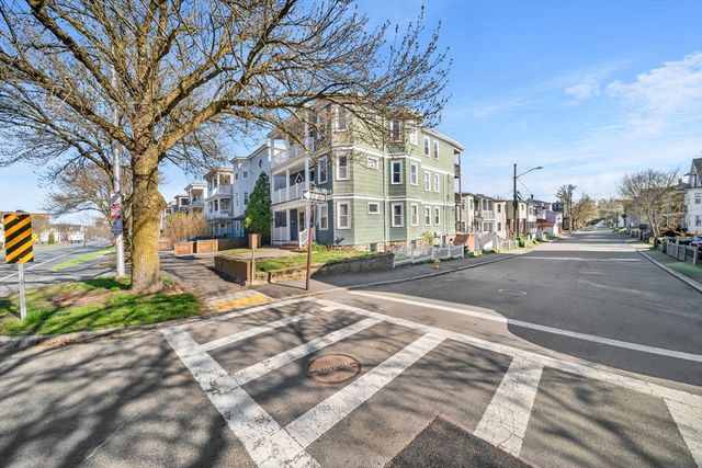 154 Fellsway West 3, Medford, MA 02155