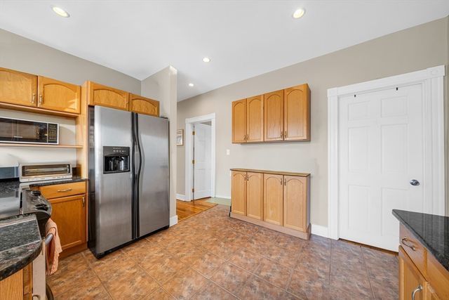 154 Fellsway West 3, Medford, MA 02155
