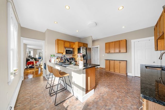 154 Fellsway West 3, Medford, MA 02155