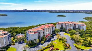 201 Vintage Bay DR B10, Marco Island, FL 34145