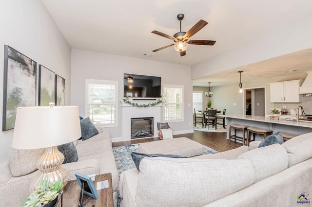 168 Overton Drive, Perry, GA 31069