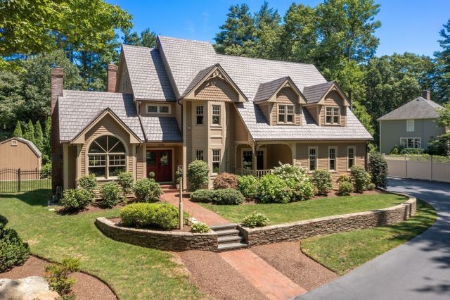 5 Queen Anne Rd, Hopkinton, MA 01748