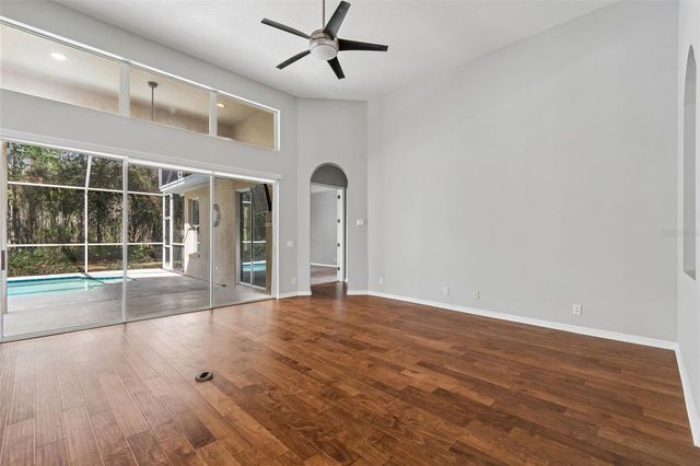 10162 DEERCLIFF DRIVE, Tampa, FL 33647