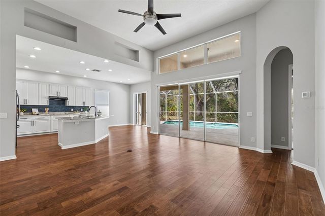 10162 DEERCLIFF DRIVE, Tampa, FL 33647