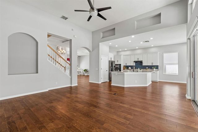 10162 DEERCLIFF DRIVE, Tampa, FL 33647