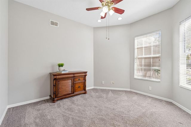 10162 DEERCLIFF DRIVE, Tampa, FL 33647