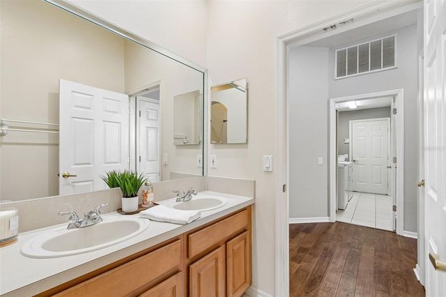 10162 DEERCLIFF DRIVE, Tampa, FL 33647