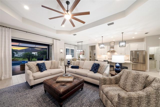 12825 COASTAL BREEZE WAY, Bradenton, FL 34211