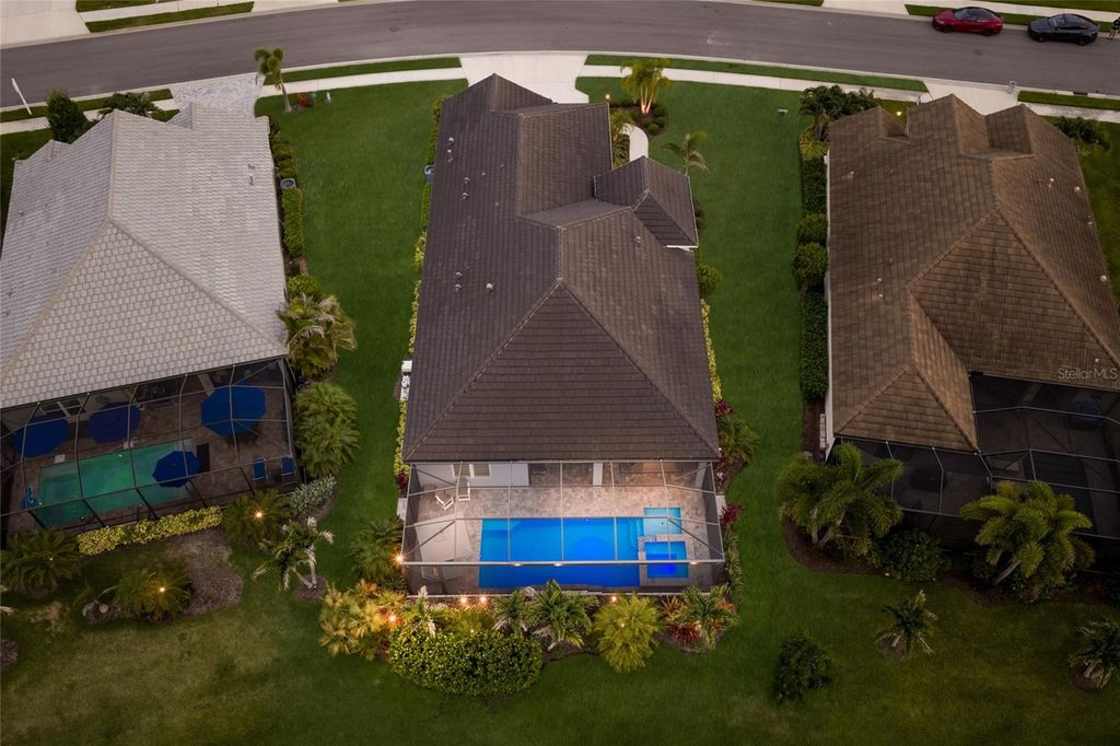 Image 22 of property listing at 12825 COASTAL BREEZE WAY, Bradenton, FL 34211