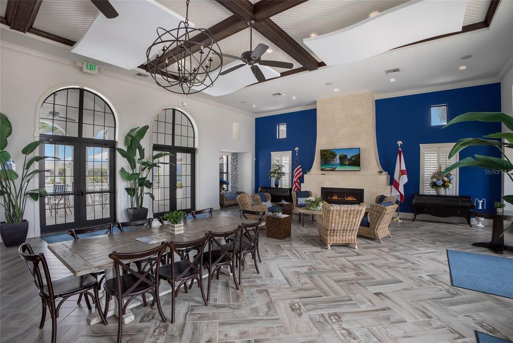 Image 26 of property listing at 12825 COASTAL BREEZE WAY, Bradenton, FL 34211