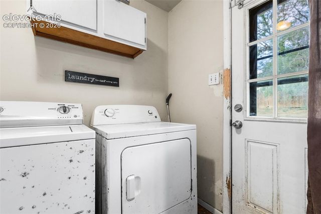 15 MacAlester Road, Pueblo, CO 81001