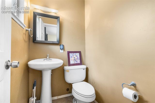15 MacAlester Road, Pueblo, CO 81001