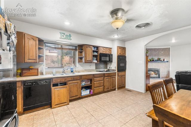 15 MacAlester Road, Pueblo, CO 81001