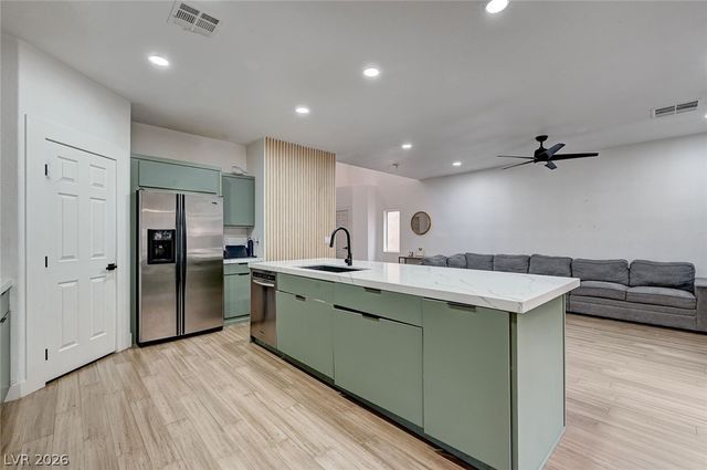 5062 Moose Falls Drive, Las Vegas, NV 89141