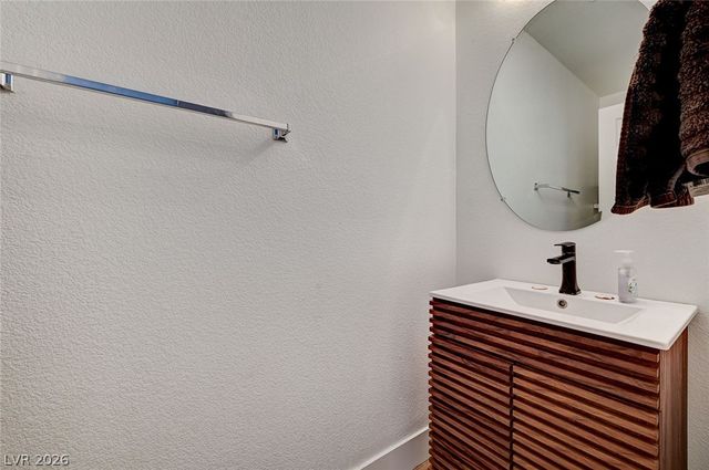 5062 Moose Falls Drive, Las Vegas, NV 89141