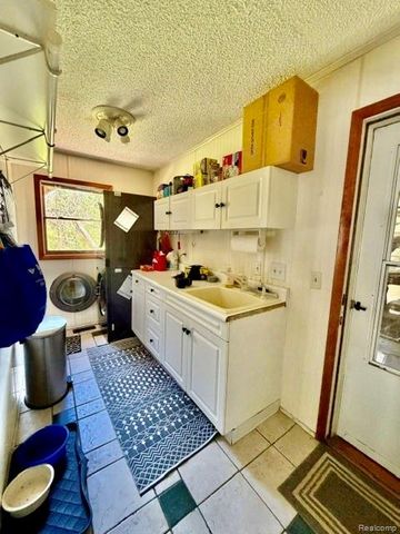 6087 Cyclone Road, Otter Lake, MI 48464
