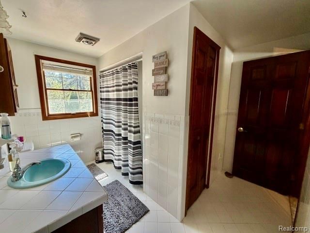 6087 Cyclone Road, Otter Lake, MI 48464