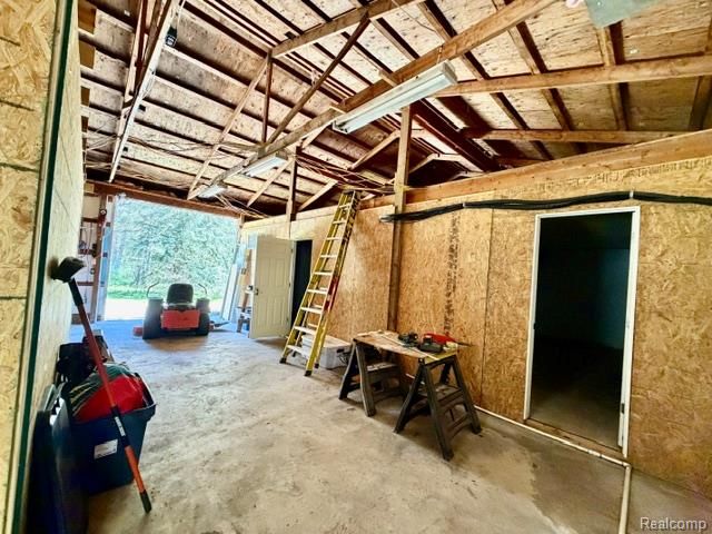 6087 Cyclone Road, Otter Lake, MI 48464