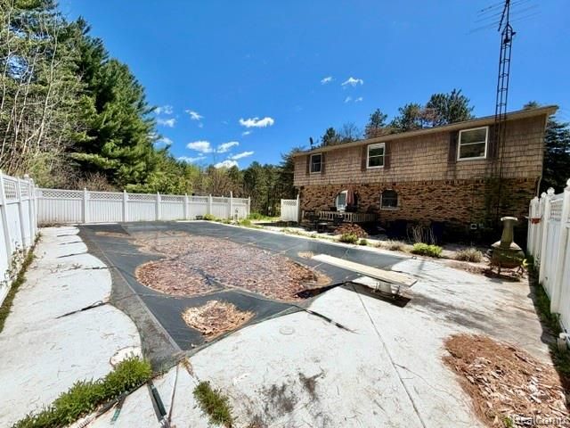 6087 Cyclone Road, Otter Lake, MI 48464