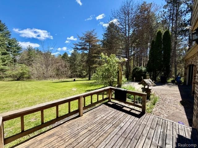 6087 Cyclone Road, Otter Lake, MI 48464