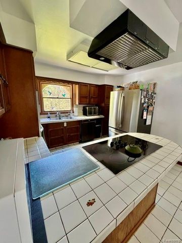 6087 Cyclone Road, Otter Lake, MI 48464