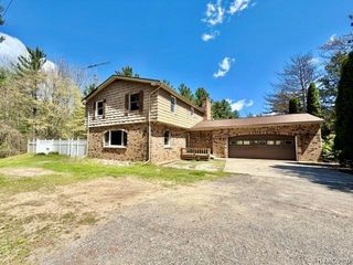6087 Cyclone Road, Otter Lake, MI 48464