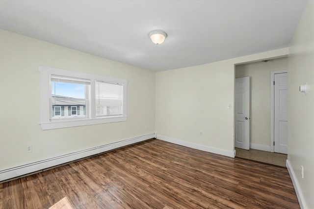 18 Pleasant St, Lowell, MA 01852