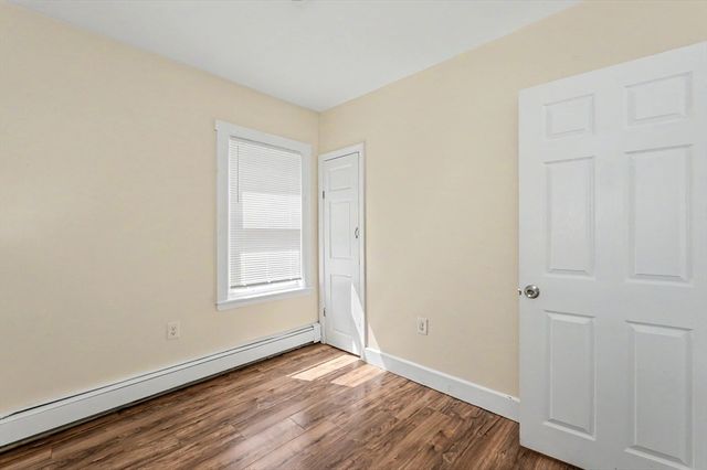 18 Pleasant St, Lowell, MA 01852