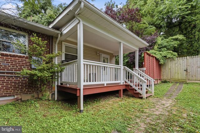 6105 MUNSON HILL RD, Falls Church, VA 22044