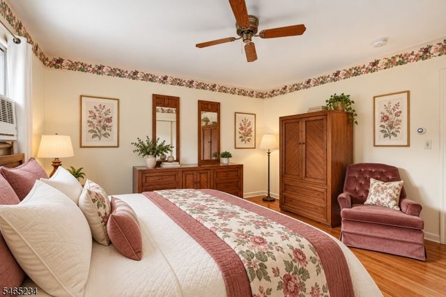 201 Kiwanis Dr, Wayne Twp., NJ 07470