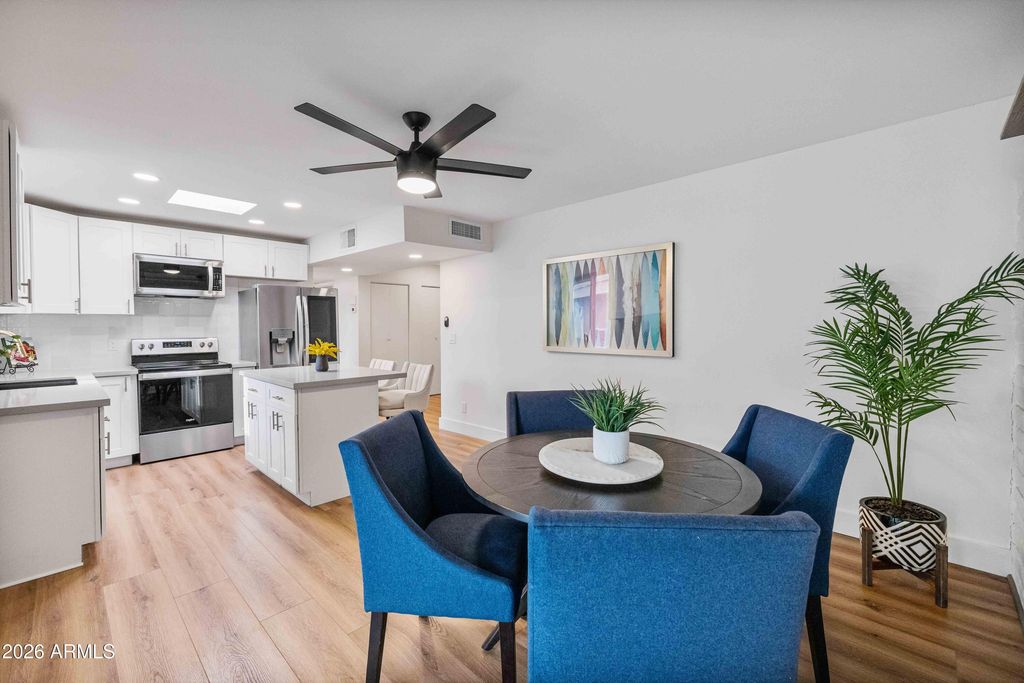 3728 E SUNNYSIDE Drive, Phoenix, AZ 85028 — photo 5