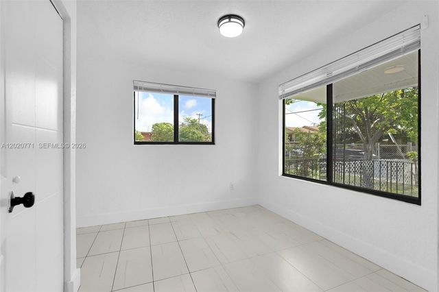 1918 NW 19th Ave, Miami, FL 33125