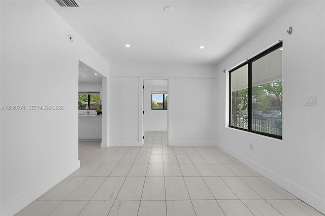 1918 NW 19th Ave, Miami, FL 33125