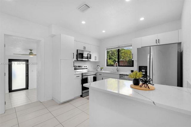 1918 NW 19th Ave, Miami, FL 33125
