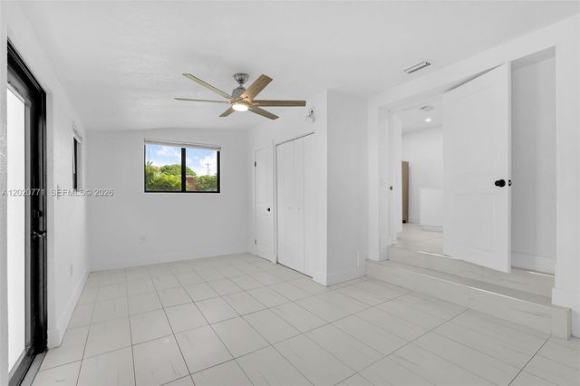 1918 NW 19th Ave, Miami, FL 33125