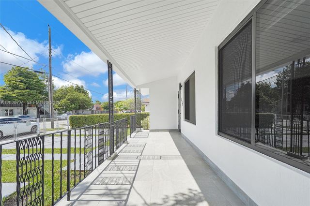 1918 NW 19th Ave, Miami, FL 33125