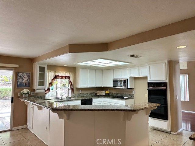 40205 White Leaf, Murrieta, CA 92562