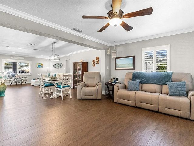 9390 SW 190TH Street, Cutler Bay, FL 33157