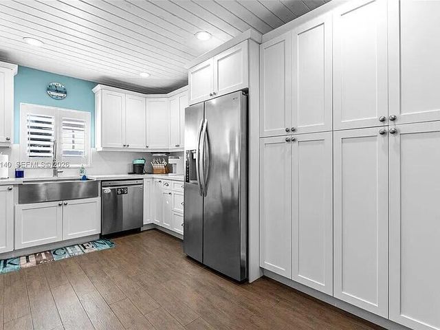 9390 SW 190TH Street, Cutler Bay, FL 33157