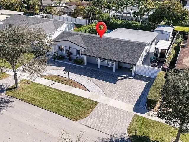 9390 SW 190TH Street, Cutler Bay, FL 33157