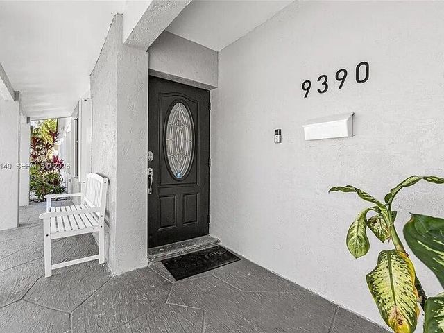 9390 SW 190TH Street, Cutler Bay, FL 33157
