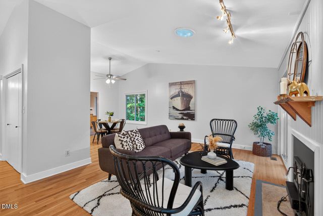 614 Hatch Road, Chapel Hill, NC 27516