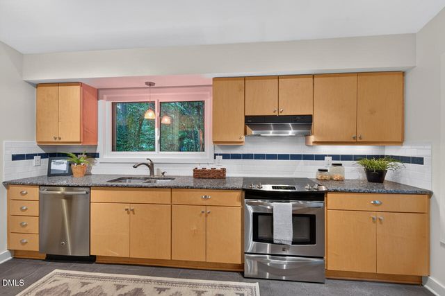 614 Hatch Road, Chapel Hill, NC 27516